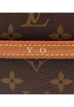 Pre-loved LOUIS VUITTON Coussin GM Classic Monogram Shoulder Bag PVC Genuine Leather Brown -Louis Vuitton Shop louis vuitton 8433 7847536 5