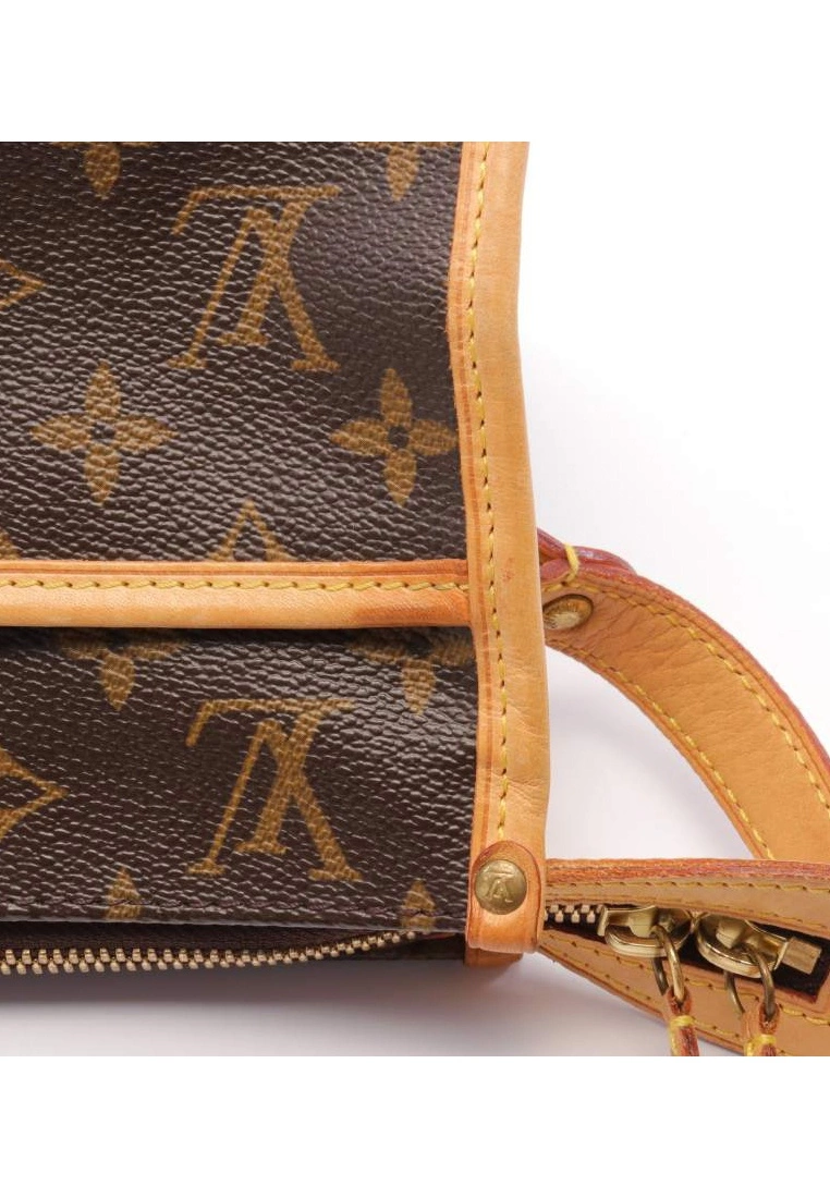 Pre-loved LOUIS VUITTON Popincourt Haut Long Classic Monogram Shoulder Bag PVC Genuine Leather Brown 10 Pre-loved LOUIS VUITTON Popincourt Haut Long Classic Monogram Shoulder Bag PVC Genuine Leather Brown - Image 8