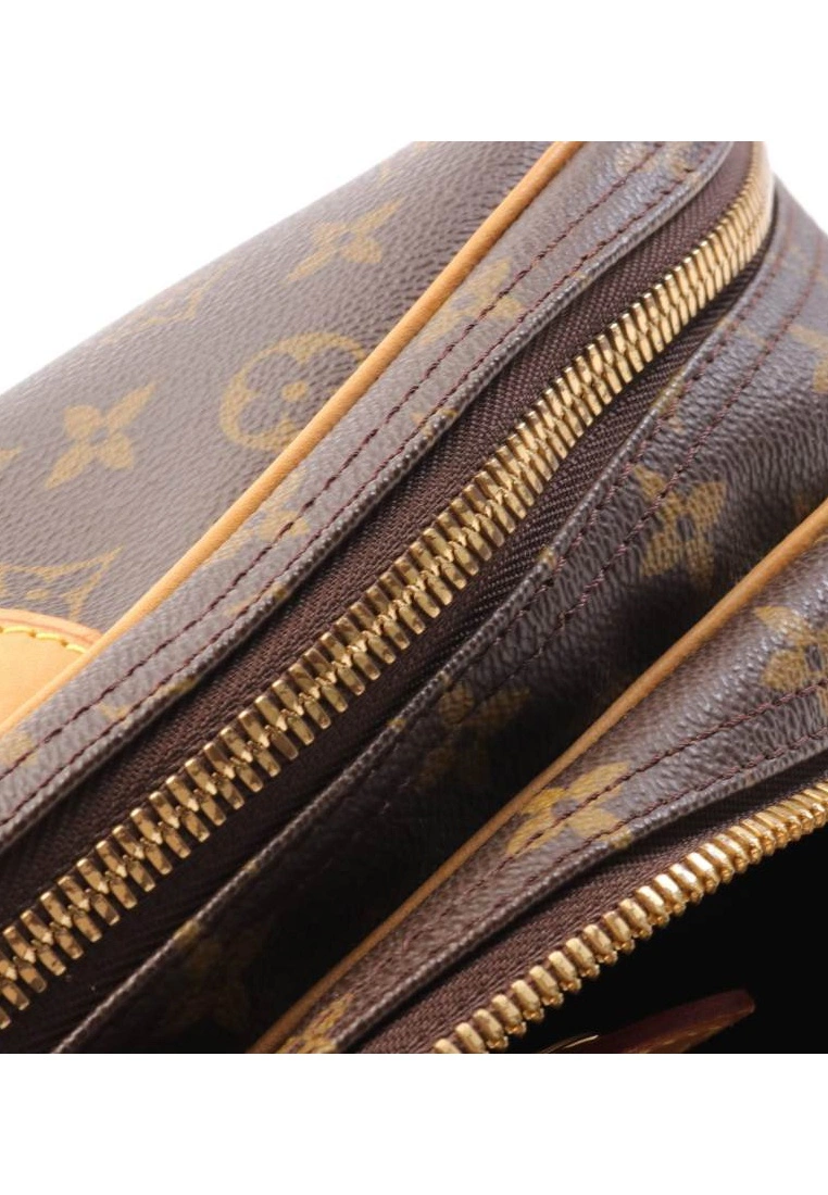 Pre-loved LOUIS VUITTON Alize 2 poches Classic Monogram Boston Bag PVC Genuine Leather Brown 2 Way Style 9 Pre-loved LOUIS VUITTON Alize 2 poches Classic Monogram Boston Bag PVC Genuine Leather Brown 2 Way Style - Image 7