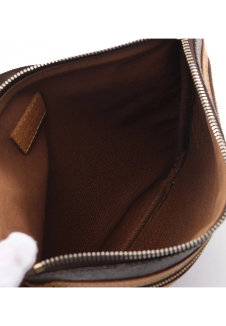 Pre-loved LOUIS VUITTON Pochette Bosphore Classic Monogram Shoulder Bag PVC Genuine Leather Brown 5 Pre-loved LOUIS VUITTON Pochette Bosphore Classic Monogram Shoulder Bag PVC Genuine Leather Brown - Image 3