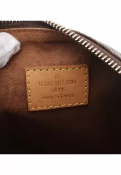 Pre-loved LOUIS VUITTON Pochette Bosphore Classic Monogram Shoulder Bag PVC Genuine Leather Brown 12 Pre-loved LOUIS VUITTON Pochette Bosphore Classic Monogram Shoulder Bag PVC Genuine Leather Brown -Louis Vuitton Shop louis vuitton 8463 9257536 4
