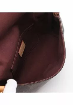 Pre-loved LOUIS VUITTON Favorite MM Classic Monogram Chain Handbag PVC Genuine Leather Brown 2 Way Style 12 Pre-loved LOUIS VUITTON Favorite MM Classic Monogram Chain Handbag PVC Genuine Leather Brown 2 Way Style -Louis Vuitton Shop louis vuitton 8466 6157536 3