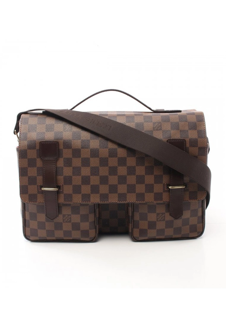 Pre-loved LOUIS VUITTON Broadway Black Checkered Shoulder Bag PVC Genuine Leather Brown 3 Pre-loved LOUIS VUITTON Broadway Black Checkered Shoulder Bag PVC Genuine Leather Brown