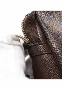 Pre-loved LOUIS VUITTON Trousse Make Up Black Checkered Handbag PVC Genuine Leather Brown -Louis Vuitton Shop louis vuitton 8474 1357536 6