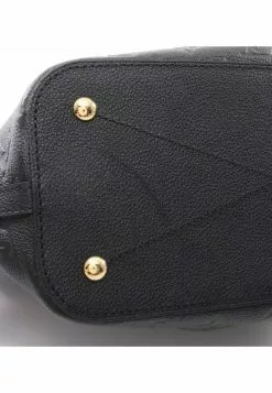 Pre-loved LOUIS VUITTON Mazarine PM Classic Monogram empreinte Engraving Embossed Black Genuine Leather Handbag Black 2 Way Style 14 Pre-loved LOUIS VUITTON Mazarine PM Classic Monogram empreinte Engraving Embossed Black Genuine Leather Handbag Black 2 Way Style -Louis Vuitton Shop louis vuitton 8477 5157536 5