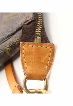 Pre-loved LOUIS VUITTON Pochette Accessoires Classic Monogram Handbag PVC Genuine Leather Brown -Louis Vuitton Shop louis vuitton 8495 0557536 4