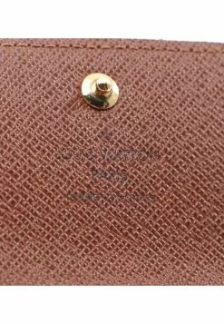 Pre-loved LOUIS VUITTON Multicore4 Classic Monogram 4 wells Key Pouch PVC Brown -Louis Vuitton Shop louis vuitton 8499 9557536 4