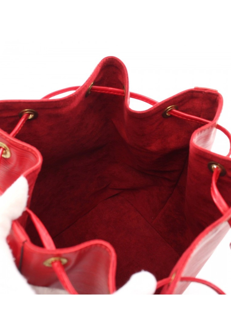 Pre-loved LOUIS VUITTON Noe Waved Pattern Spanish Red Genuine Leather Shoulder Bag Red 5 Pre-loved LOUIS VUITTON Noe Waved Pattern Spanish Red Genuine Leather Shoulder Bag Red - Image 3