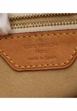 Pre-loved LOUIS VUITTON Hampstead PM white Checkered Handbag Tote Bag PVC Genuine Leather white 13 Pre-loved LOUIS VUITTON Hampstead PM white Checkered Handbag Tote Bag PVC Genuine Leather white -Louis Vuitton Shop louis vuitton 8525 4367536 4