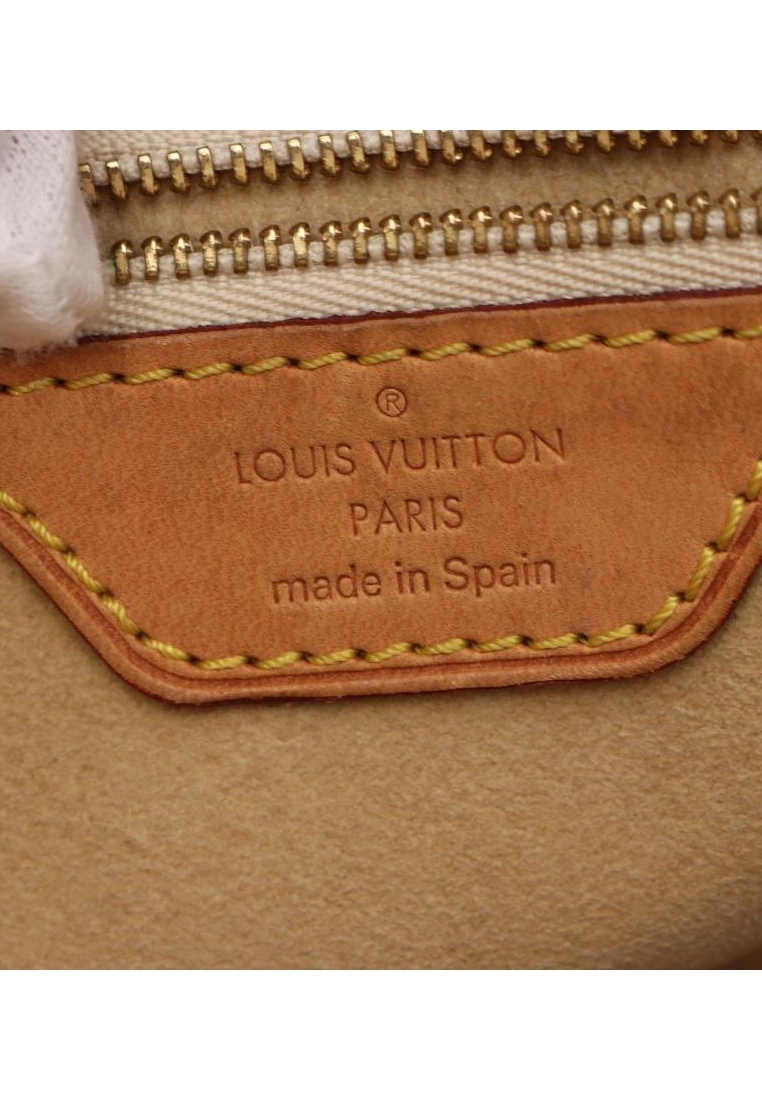 Pre-loved LOUIS VUITTON Hampstead PM white Checkered Handbag Tote Bag PVC Genuine Leather white 6 Pre-loved LOUIS VUITTON Hampstead PM white Checkered Handbag Tote Bag PVC Genuine Leather white - Image 4