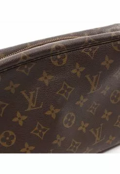Pre-loved LOUIS VUITTON Trousse toilette28 Classic Monogram Cosmetic Pouch PVC Brown 14 Pre-loved LOUIS VUITTON Trousse toilette28 Classic Monogram Cosmetic Pouch PVC Brown -Louis Vuitton Shop louis vuitton 8694 4561636 6