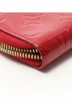 Pre-loved LOUIS VUITTON Zipper organizer Classic Monogram Patent leather apple red Long round zipper Genuine Leather Wallet Red 17 Pre-loved LOUIS VUITTON Zipper organizer Classic Monogram Patent leather apple red Long round zipper Genuine Leather Wallet Red -Louis Vuitton Shop louis vuitton 8697 4961636 8