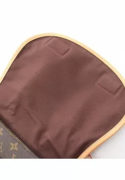 Pre-loved LOUIS VUITTON MeNil montanTPM Classic Monogram Shoulder Bag PVC Genuine Leather Brown -Louis Vuitton Shop louis vuitton 8721 9171636 8