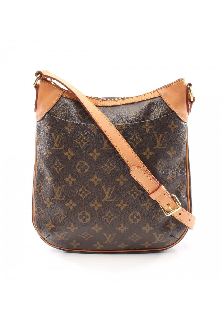 Pre-loved LOUIS VUITTON Odeon PM Classic Monogram Shoulder Bag PVC Genuine Leather Brown 3 Pre-loved LOUIS VUITTON Odeon PM Classic Monogram Shoulder Bag PVC Genuine Leather Brown