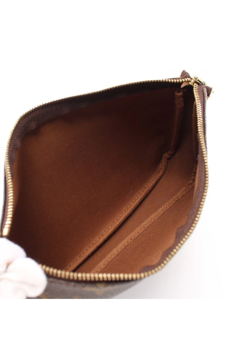 Pre-loved LOUIS VUITTON Pochette Accessoires Classic Monogram Handbag PVC Genuine Leather Brown 5 Pre-loved LOUIS VUITTON Pochette Accessoires Classic Monogram Handbag PVC Genuine Leather Brown - Image 3