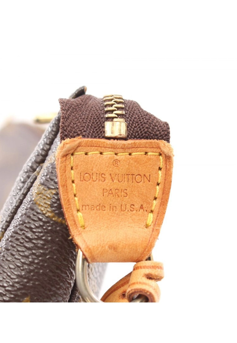 Pre-loved LOUIS VUITTON Pochette Accessoires Classic Monogram Handbag PVC Genuine Leather Brown 6 Pre-loved LOUIS VUITTON Pochette Accessoires Classic Monogram Handbag PVC Genuine Leather Brown - Image 4