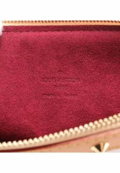 Pre-loved LOUIS VUITTON Pochette Accessoires Classic Monogram multi white Handbag PVC Genuine Leather white 11 Pre-loved LOUIS VUITTON Pochette Accessoires Classic Monogram multi white Handbag PVC Genuine Leather white -Louis Vuitton Shop louis vuitton 8769 4971636 4