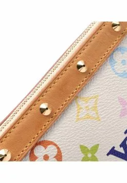 Pre-loved LOUIS VUITTON Pochette Accessoires Classic Monogram multi white Handbag PVC Genuine Leather white 12 Pre-loved LOUIS VUITTON Pochette Accessoires Classic Monogram multi white Handbag PVC Genuine Leather white -Louis Vuitton Shop louis vuitton 8769 4971636 5