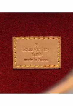 Pre-loved LOUIS VUITTON Croissant MM Classic Monogram Shoulder Bag PVC Genuine Leather Brown -Louis Vuitton Shop louis vuitton 8772 0271636 4