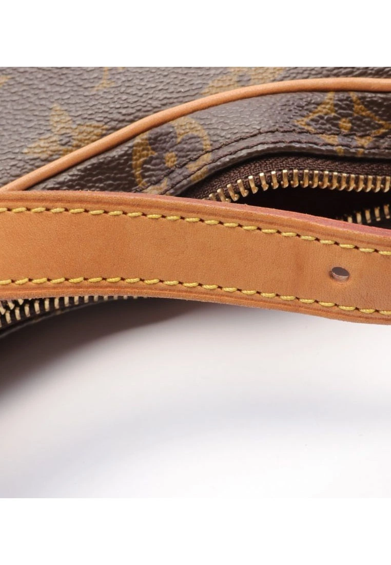 Pre-loved LOUIS VUITTON PochetteCroissant Classic Monogram Shoulder Bag PVC Genuine Leather Brown 10 Pre-loved LOUIS VUITTON PochetteCroissant Classic Monogram Shoulder Bag PVC Genuine Leather Brown - Image 8