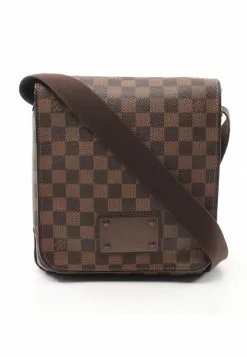 Pre-loved LOUIS VUITTON Brooklyn PM Black chessboard Shoulder Bag PVC Genuine Leather Brown