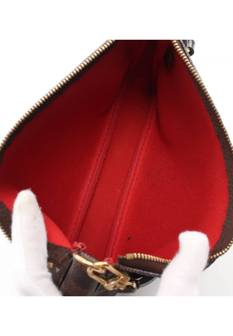 Pre-loved LOUIS VUITTON Pochette Accessoires Black chessboard Handbag PVC Genuine Leather Brown 10 Pre-loved LOUIS VUITTON Pochette Accessoires Black chessboard Handbag PVC Genuine Leather Brown - Image 8