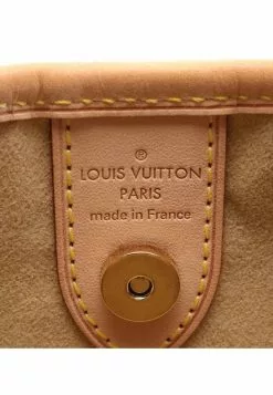 Pre-loved LOUIS VUITTON Galleria PM Classic Monogram single Shoulder Bag PVC Genuine Leather Brown 11 Pre-loved LOUIS VUITTON Galleria PM Classic Monogram single Shoulder Bag PVC Genuine Leather Brown -Louis Vuitton Shop louis vuitton 8827 7881636 4