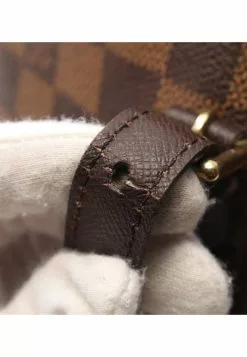 Pre-loved LOUIS VUITTON Malle Black chessboard Shoulder Bag Tote Bag PVC Genuine Leather Brown 15 Pre-loved LOUIS VUITTON Malle Black chessboard Shoulder Bag Tote Bag PVC Genuine Leather Brown -Louis Vuitton Shop louis vuitton 8839 8312636 6