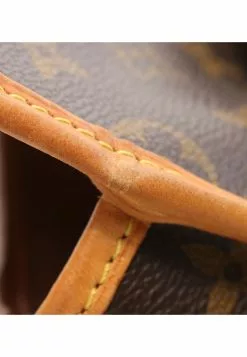 Pre-loved LOUIS VUITTON MONOGRAM CANVAS SOLOGNE 14 Pre-loved LOUIS VUITTON MONOGRAM CANVAS SOLOGNE -Louis Vuitton Shop louis vuitton 9059 5821336 5