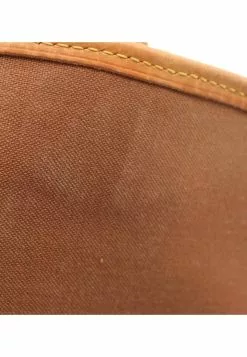 Pre-loved LOUIS VUITTON MONOGRAM CANVAS SOLOGNE 15 Pre-loved LOUIS VUITTON MONOGRAM CANVAS SOLOGNE -Louis Vuitton Shop louis vuitton 9059 5821336 6