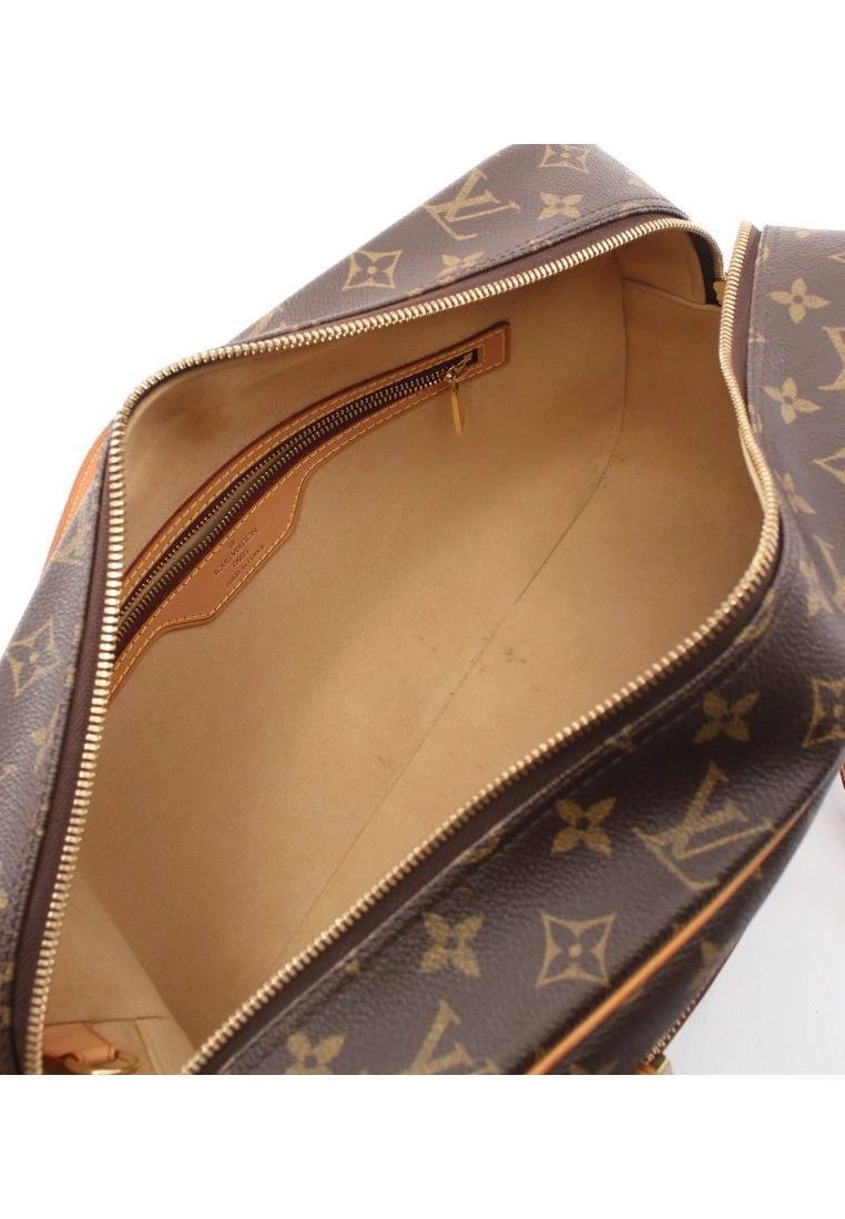 Pre-loved LOUIS VUITTON Shoulder Bag Cite GM Monogram Pvc Leather Brown 5 Pre-loved LOUIS VUITTON Shoulder Bag Cite GM Monogram Pvc Leather Brown - Image 3