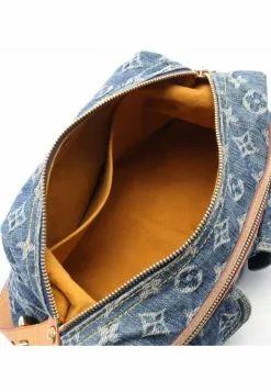 Pre-loved LOUIS VUITTON Baggy PM Old denim Shoulder Bag Genuine Leather Blue 12 Pre-loved LOUIS VUITTON Baggy PM Old denim Shoulder Bag Genuine Leather Blue -Louis Vuitton Shop louis vuitton 9078 8478736 3