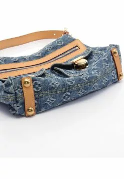 Pre-loved LOUIS VUITTON Baggy PM Old denim Shoulder Bag Genuine Leather Blue 16 Pre-loved LOUIS VUITTON Baggy PM Old denim Shoulder Bag Genuine Leather Blue -Louis Vuitton Shop louis vuitton 9079 8478736 7