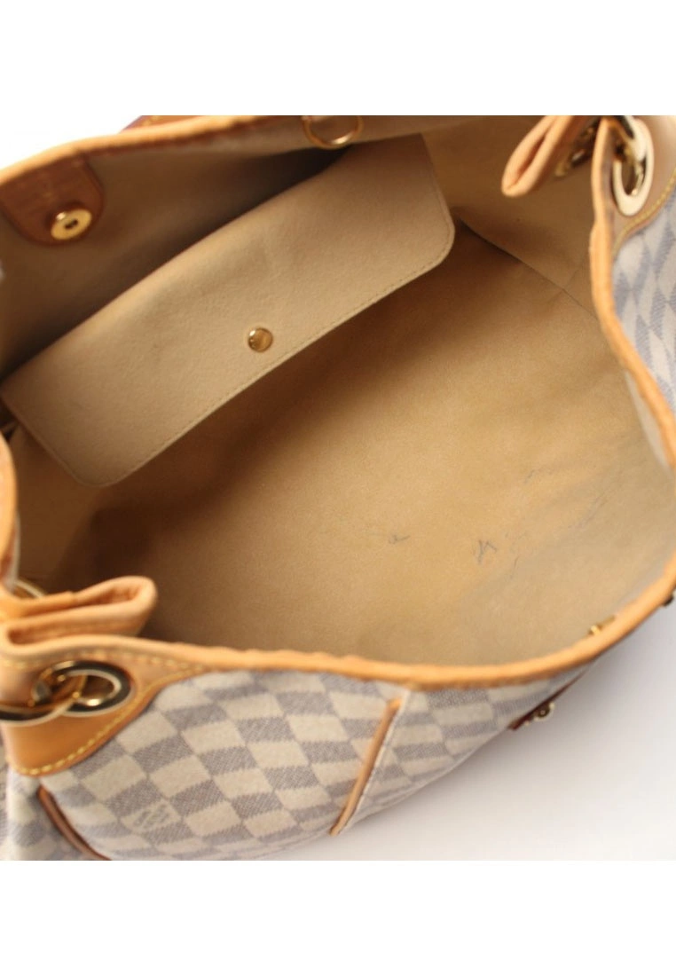 Pre-loved LOUIS VUITTON Galleria PM white checkered single Shoulder Bag PVC Genuine Leather white 5 Pre-loved LOUIS VUITTON Galleria PM white checkered single Shoulder Bag PVC Genuine Leather white - Image 3