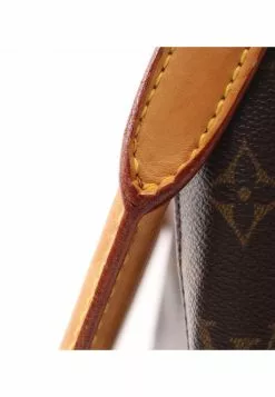 Pre-loved LOUIS VUITTON Looping GM Classic Monogram Shoulder Bag PVC Genuine Leather Brown -Louis Vuitton Shop louis vuitton 9106 1278736 8