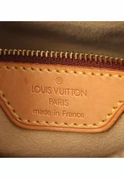 Pre-loved LOUIS VUITTON Looping MM Classic Monogram Shoulder Bag PVC Genuine Leather Brown -Louis Vuitton Shop louis vuitton 9111 1478736 4