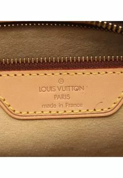 Pre-loved LOUIS VUITTON Luco Classic Monogram Shoulder Bag Tote Bag PVC Genuine Leather Brown -Louis Vuitton Shop louis vuitton 9116 0178736 4