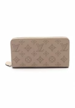 Pre-loved LOUIS VUITTON Mahina Greige Rounded zipper long leather Wallet grey beige