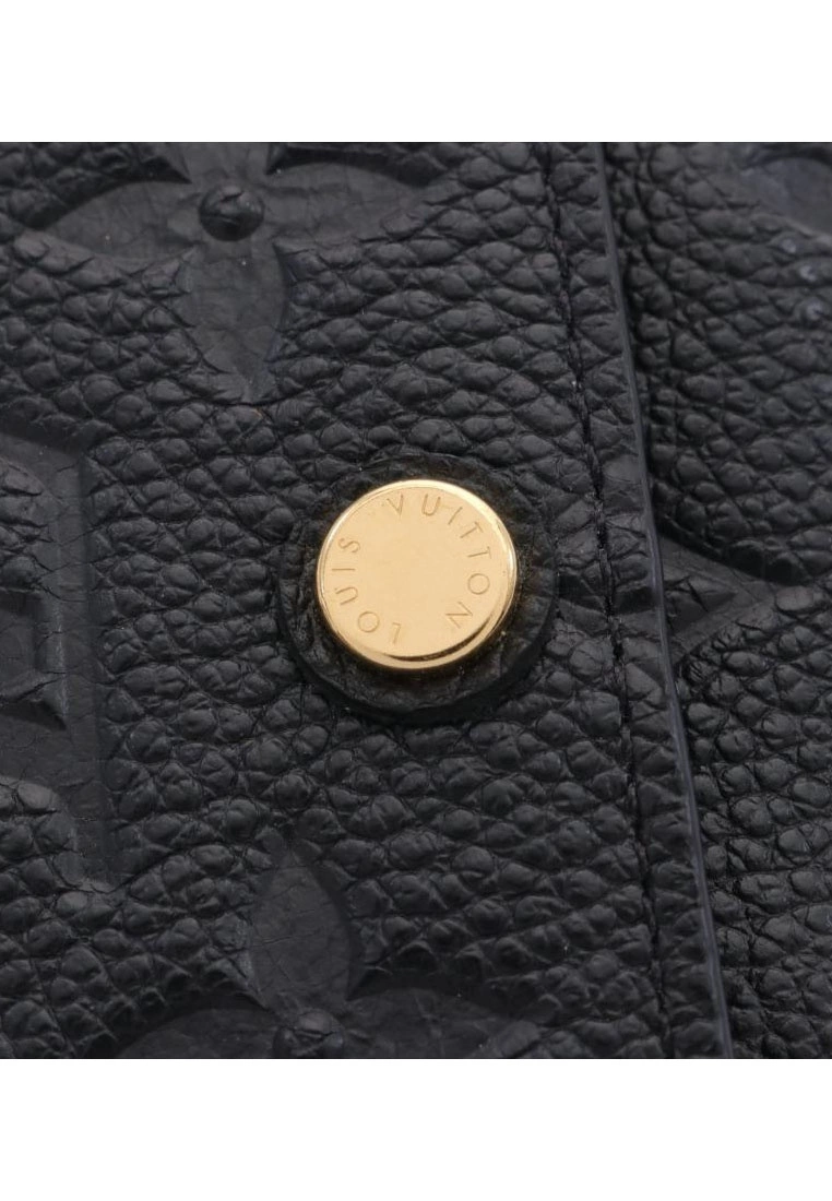 Pre-loved LOUIS VUITTON Multicore6 Classic Monogram empreinte mbossed 6 holes Key Pouch Genuine Leather Black 8 Pre-loved LOUIS VUITTON Multicore6 Classic Monogram empreinte mbossed 6 holes Key Pouch Genuine Leather Black - Image 6