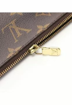 Pre-loved LOUIS VUITTON Pochette Accessoires Classic Monogram Handbag PVC Genuine Leather Brown -Louis Vuitton Shop louis vuitton 9150 7688736 8