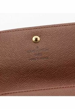 Pre-loved LOUIS VUITTON Porte monnaie billet cartecredit Classic Monogram tri-fold Wallet Twin Wallet PVC Genuine Leather Brown 14 Pre-loved LOUIS VUITTON Porte monnaie billet cartecredit Classic Monogram tri-fold Wallet Twin Wallet PVC Genuine Leather Brown -Louis Vuitton Shop louis vuitton 9164 5688736 5