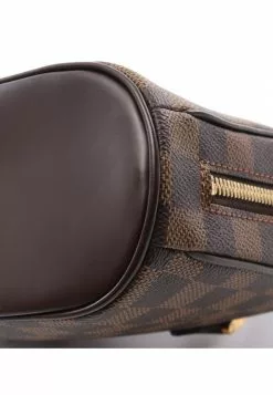 Pre-loved LOUIS VUITTON Saria Small Checkered Ebony clutch PVC Leatherwear Brown -Louis Vuitton Shop louis vuitton 9209 5098736 5