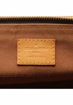 Pre-loved LOUIS VUITTON Popincourt Ron Classic Monogram Shoulder Bag PVC Leather Brown 13 Pre-loved LOUIS VUITTON Popincourt Ron Classic Monogram Shoulder Bag PVC Leather Brown -Louis Vuitton Shop louis vuitton 9330 3913836 4