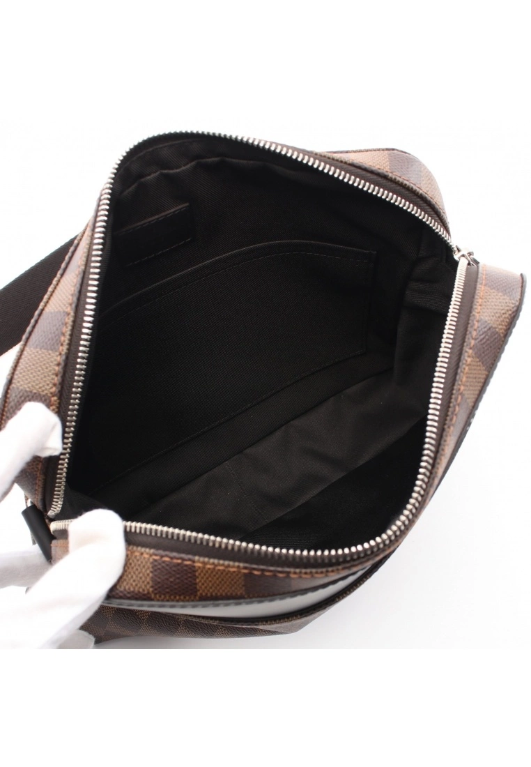 Pre-loved LOUIS VUITTON Jake PM Black checkerboard grid Shoulder Bag PVC Genuine Leather Brown 5 Pre-loved LOUIS VUITTON Jake PM Black checkerboard grid Shoulder Bag PVC Genuine Leather Brown - Image 3