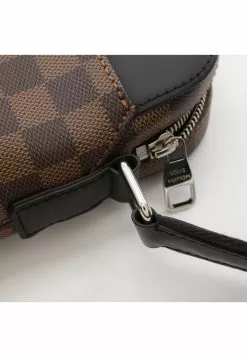 Pre-loved LOUIS VUITTON Jake PM Black checkerboard grid Shoulder Bag PVC Genuine Leather Brown 14 Pre-loved LOUIS VUITTON Jake PM Black checkerboard grid Shoulder Bag PVC Genuine Leather Brown -Louis Vuitton Shop louis vuitton 9342 2813836 5
