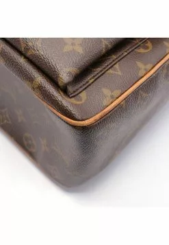Pre-loved LOUIS VUITTON Multiple cite Classic Monogram Handbag PVC Genuine Leather Brown 15 Pre-loved LOUIS VUITTON Multiple cite Classic Monogram Handbag PVC Genuine Leather Brown -Louis Vuitton Shop louis vuitton 9348 0813836 6
