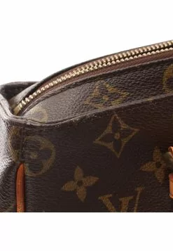 Pre-loved LOUIS VUITTON Multiple cite Classic Monogram Handbag PVC Genuine Leather Brown 17 Pre-loved LOUIS VUITTON Multiple cite Classic Monogram Handbag PVC Genuine Leather Brown -Louis Vuitton Shop louis vuitton 9353 3513836 8