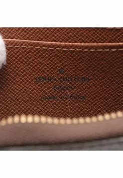 Pre-loved LOUIS VUITTON Classic Monogram Coin Pouch PVC Brown -Louis Vuitton Shop louis vuitton 9378 0223836 4