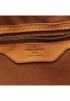 Pre-loved LOUIS VUITTON Batignolles Horizontal Classic Monogram Shoulder Bag PVC Genuine Leather Brown 13 Pre-loved LOUIS VUITTON Batignolles Horizontal Classic Monogram Shoulder Bag PVC Genuine Leather Brown -Louis Vuitton Shop louis vuitton 9392 9423836 4