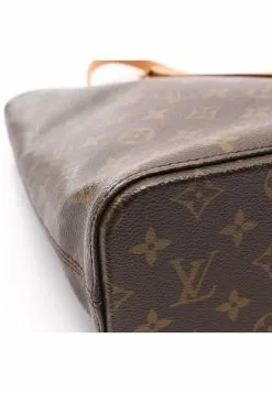 Pre-loved LOUIS VUITTON Luco Classic Monogram Shoulder Bag Tote Bag PVC Genuine Leather Brown 16 Pre-loved LOUIS VUITTON Luco Classic Monogram Shoulder Bag Tote Bag PVC Genuine Leather Brown -Louis Vuitton Shop louis vuitton 9394 8823836 7